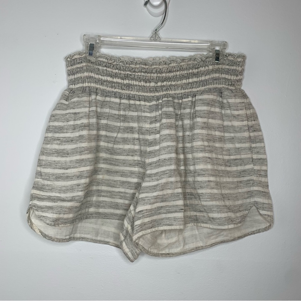 Hatch Grey & White Stripe Pull-On Shorts - Size 1 (Small)